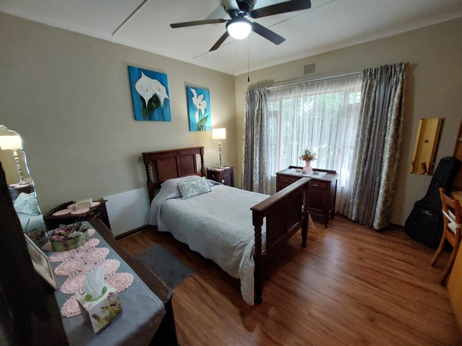 5 Bedroom Property for Sale in Oudtshoorn South Western Cape